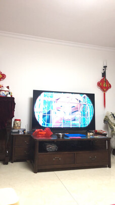 深度曝光TCL 55V8和55Q680对比区别？详解有什么区别