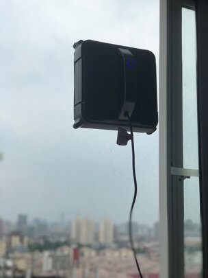 HOBOT玻妞2S擦窗机如何怎么样？优缺点如何,入手五个月体验揭秘！