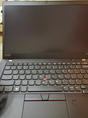 优缺点剖析联想thinkpadx390和x395哪个好？区别大吗