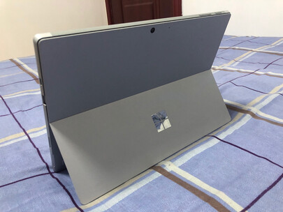 解析微软surface pro7和macbook pro哪个好？分析有没有区别