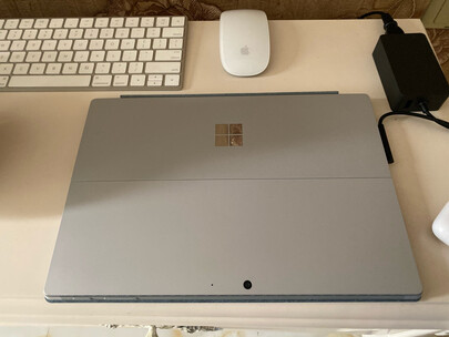 解析微软surface pro7和macbook pro哪个好？分析有没有区别