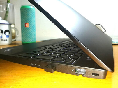 对比测评联想thinkpad e14和x390哪个好？解析区别有吗
