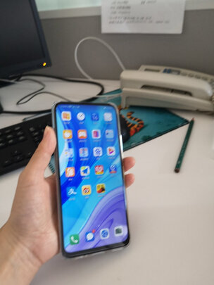 解密华为畅享10e和10 Plus哪个好？使用区别是