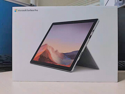 【真实感受】微软surface pro x和ipad pro对比区别？纠结区别是什么