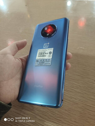 实力大比拼：一加8和一加8pro哪个好？体验区别