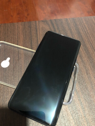 配置对比测评：一加8和iqoo3对比区别？配置有什么区别