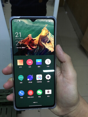 优缺点评测一加8和三星s20哪个好？有什么区别