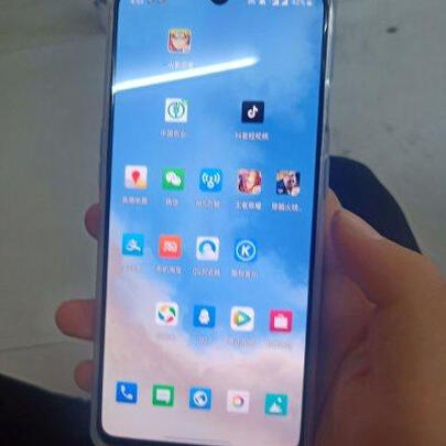 优缺点测评一加8pro和华为mate30pro的区别是？哪个好些