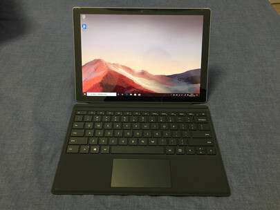 入手评测微软surface go和pro7区别在哪儿？讨论哪个好？