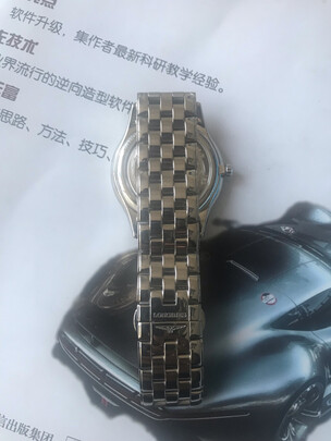 入手剖析浪琴军旗系列适合多大年龄？分析质量差不差呢