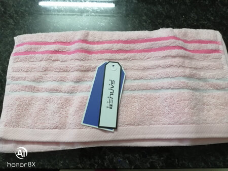 快递哥服务好，质量可以。