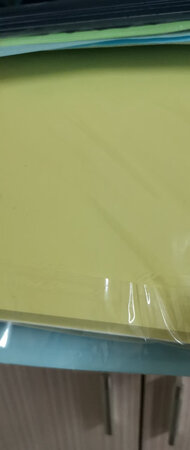 买了几个颜色的，用来打印文件纸张就薄了点，给孩子做手工就不错。