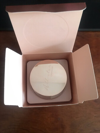很舒服，上脸很清爽。网评的结果一致。挺好的，女朋友特别喜欢