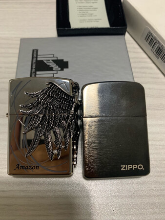送人的，很喜欢。做工什么的都不错的，声音清脆。轻便，用起来方便。物流很快的，相信自营的。这种就不会掉色了，不用担心这个问题。