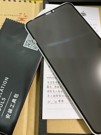 做工质感：一向很赞
抗指纹性：有防指纹
透明度：高
贴合度：很好
抗蓝光性：无
