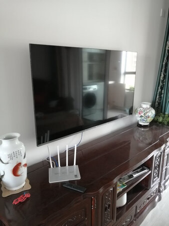 传输速度：速度快，百兆光纤妥妥的
稳定性：稳定性好，不存在断网
穿墙效果：小房间到哪里都是满的
操作难易：操作简单
外形外观：简洁大方