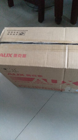 外观设计：外观简洁时尚
取暖效果：制暖速度快
总得来说很满意，就是物流不快，毕竟不是京东自营的