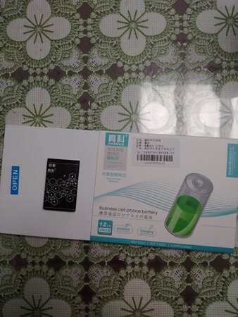 做工质感：快件包装很细致像正规厂家做法，电池外观很好，就是不知质量如何用一阶段再来追评。