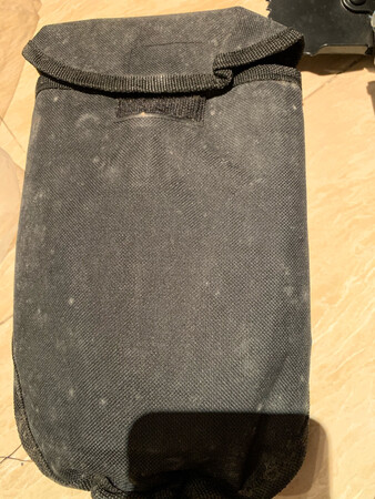 打开一股霉味、套子和铲上都是霉、只有自己洗和消毒了，铲子还不错，不知用后怎么样，用后评