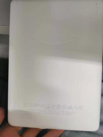 拿在手中很舒服，色彩柔和，速度快