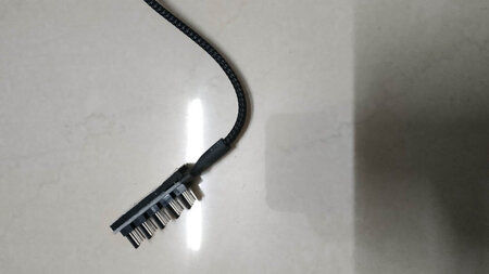 做工有点简陋，但是用起来没大问题，直接上熔胶吧