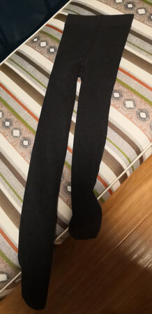 物流很快，孩子很喜欢，服务也不错！试了一下很合身。