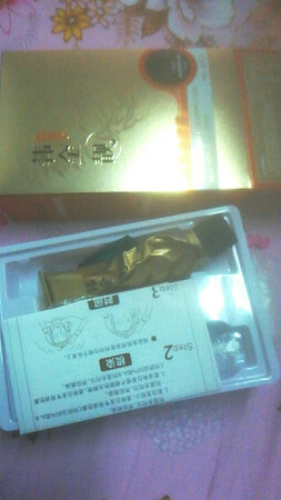 很好，头发上色后也不褪，洗了几次，就是美中不足没有一次性头套，希望下次可以看到哦?