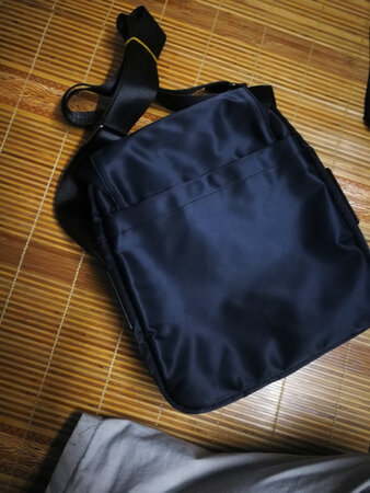 材质手感：手感不错！
