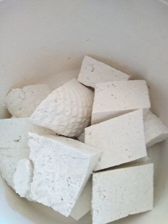 货以收到后，就开始用它做豆腐了，很好，很细。