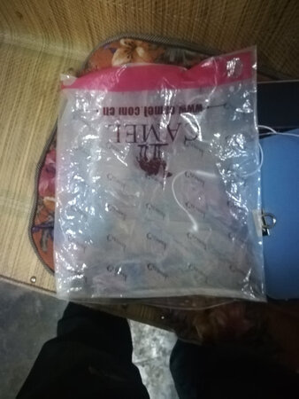 衣服质量都很好，就是物流不给力????