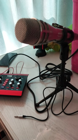期待已久的声卡，终于到手了。音质杠杠的……