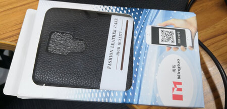 严丝合缝，送膜送指环，快递速度也超快