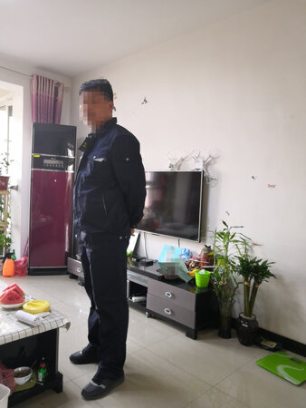 公司统一买的一共3套，先试着穿，今天收到了衣服挺好的，本人净高178体重91公斤，穿着挺合身的。商家推荐的185。