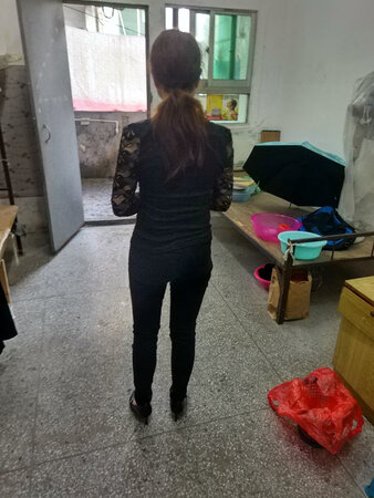 宝贝已收到，客服推荐的尺码非常合身，布料也不错，弹性很大，穿着舒适修身显长腿。满意的一次购物。