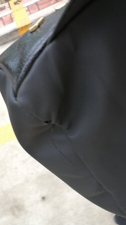 收到一个残次品