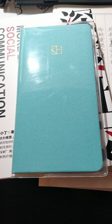 陪着本一起买的 质量还不错 送货也快
