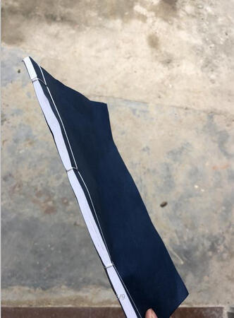 商家发货速度快，物品保护的也很到位，到手时并没有发现任何损伤，由此可见商家对待每一位顾客都是尽心尽力的把每一件好的商品呈现在顾客手中！拿到手上的感觉很柔软，并且仿古色的，让人看了都要是在上面书写字迹来的时候都感觉很有诗意，字格清晰，封装严密