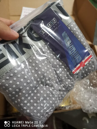 包装没的说，做工也很棒，很期待效果，后面追评！！