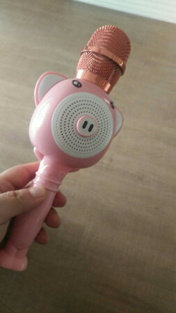 还不错，拿回来就试了一下，操作很简单，音质也不错！