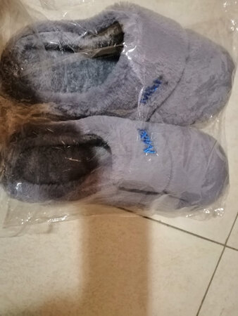 一般，鞋号小。