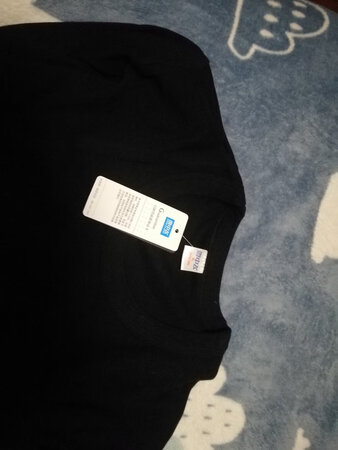 尺码准，料子不错，穿着舒服。不退色
