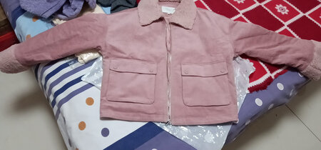 吃穿用的，大人的孩子的都从京东买，只求保证质量。服务好，还上门退换，运费也便宜。真方便。