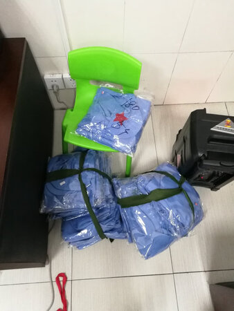 不错，到货速度快，发的顺丰，卖家服务态度好！买了300套，期待到时候的活动效果！
