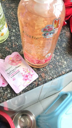 用过蔻斯汀沐浴露，质量很好，