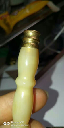 质量还行，就是像被用过的一样，感觉不值……