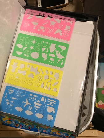 买给小孩的 量多 东西多 不错