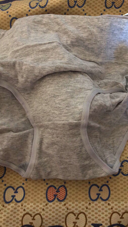 宝贝不错的，穿起来很舒服，妈妈很满意