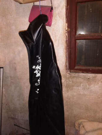 这件衣服非常帅气，非常喜欢