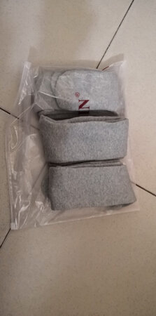 质量满好的。就是给我发错颜色了，发错颜色了，发错颜色了???我留言的是“全要‘深’灰色"，给我发了浅灰色的。。。我留言的是“全要‘深’灰色"，给我发了浅灰色的。。。急着回家，懒得去换了，就这样。