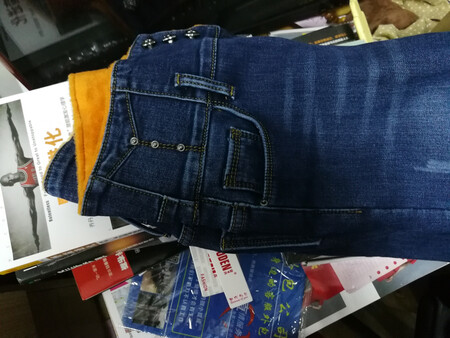表示满意，帮你们晒图，望保持质量！客服百问不厌，非常耐心，不好意思，我第一次在京东买东西，所以各种麻烦客服，都很细致客气的解答，建议老板给她加工资，哈哈